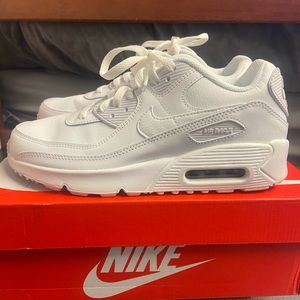 Nike white air max 90